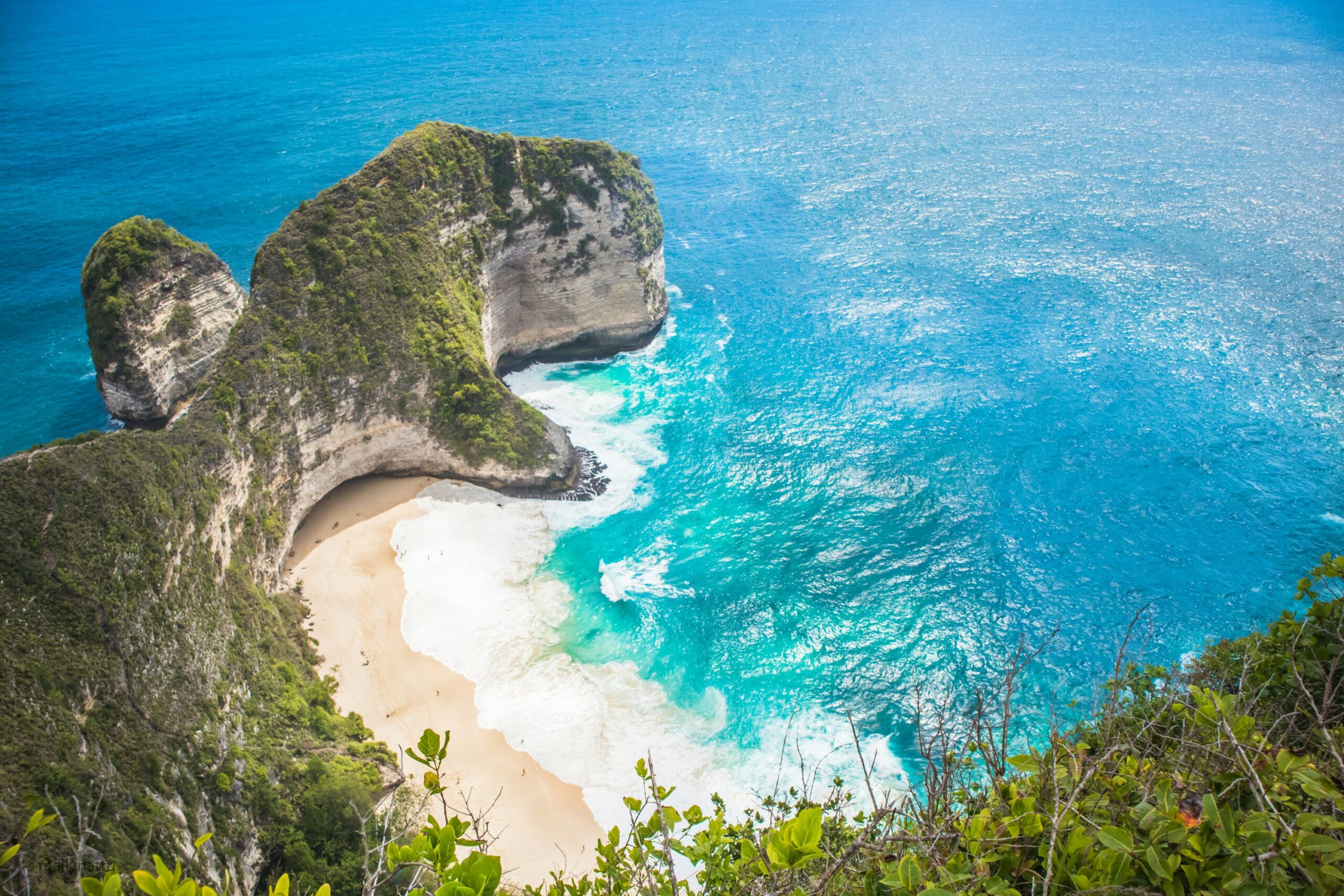Scenic view of Nusa Penida island in Bali with tourists on tour